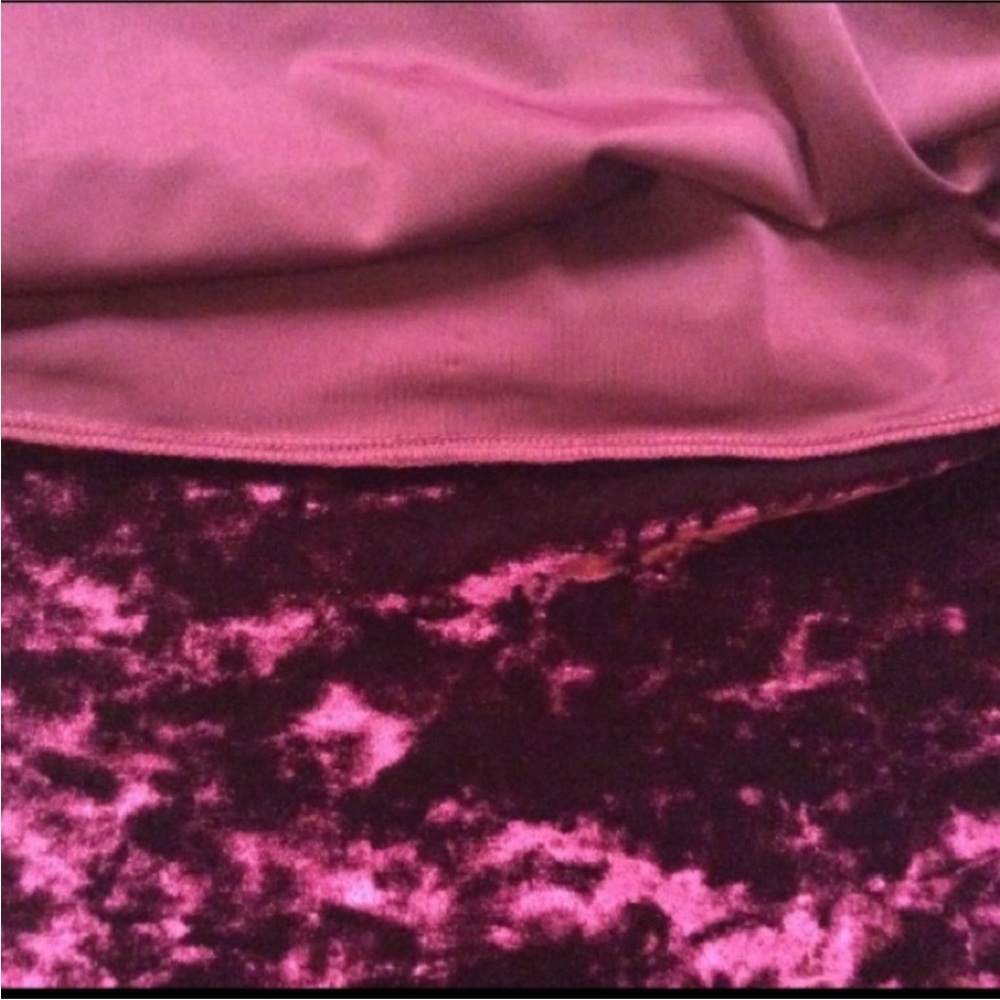 KARLA KAY STEEN Elegant and Luxurious VELVET-LIKE Blouse Size MEDIUM - Picture 4 of 11